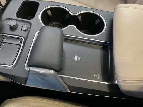 Certified 2023 Acura MDX FWD w/ Technology Package image 20