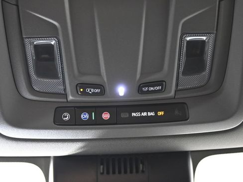 Used 2023 Chevrolet Silverado 1500 RST AWD/4WD image 32