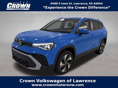 New 2026 Volkswagen Taos SE