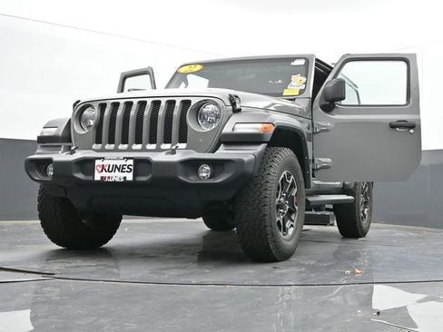 Used 2022 Jeep Wrangler Sport image 68