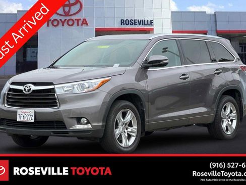 Used 2014 Toyota Highlander Limited AWD/4WD image 1