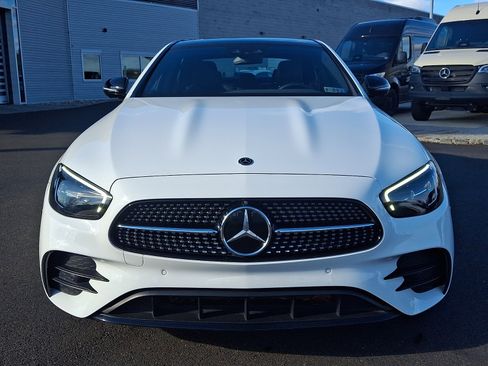 Used 2021 Mercedes-Benz E 350 4MATIC Sedan image 2