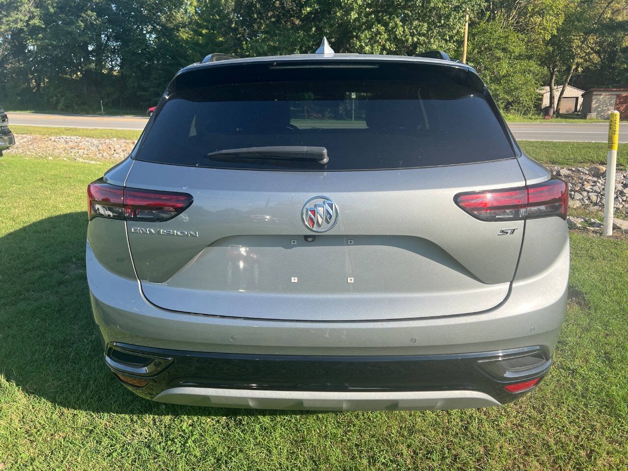 Used 2023 Buick Envision Preferred FWD image 5