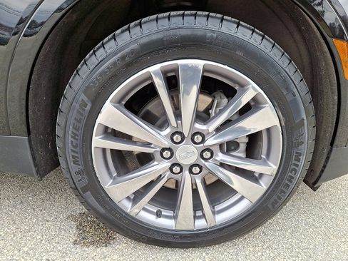 Certified 2025 Cadillac XT5 Premium Luxury image 10