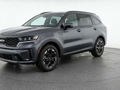 Used 2024 Kia Sorento S AWD/4WD image 3