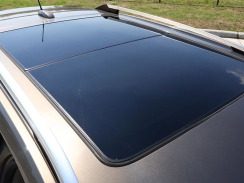 Used 2016 Cadillac SRX Luxury w/ Driver Awareness Package image 13