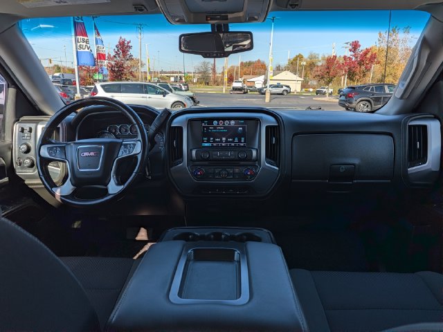 Used 2018 GMC Sierra 1500 SLE w/ SLE Value Package AWD/4WD image 11
