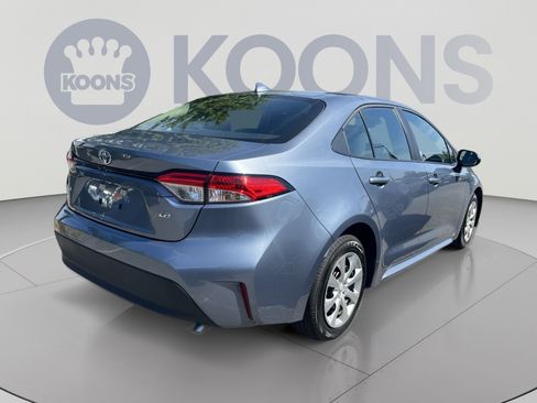 Used 2025 Toyota Corolla LE FWD image 5