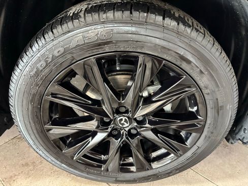 Certified 2024 MAZDA CX-5 Carbon Edition image 9