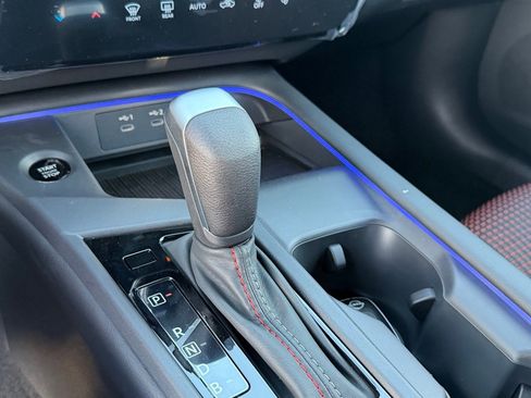 New 2026 Nissan Sentra SR image 18