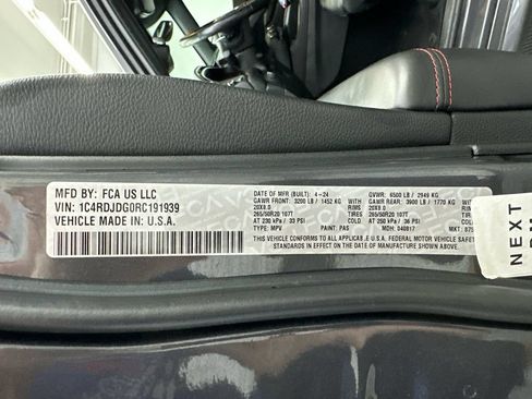 Used 2024 Dodge Durango GT AWD/4WD image 36