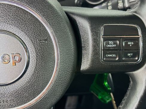 Used 2015 Jeep Wrangler Unlimited Sport image 14