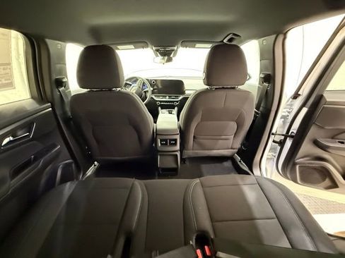 New 2026 Chevrolet Equinox EV LT image 24