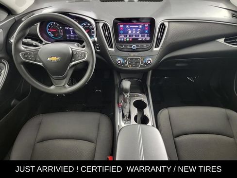 Used 2025 Chevrolet Malibu LT FWD image 20