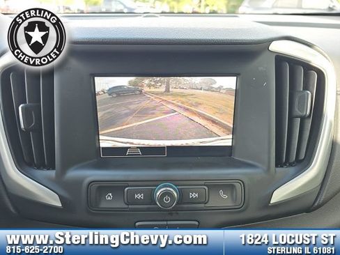 Used 2024 GMC Terrain SLE FWD image 14