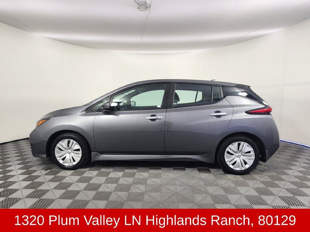 Used 2025 Nissan Leaf S FWD image 2