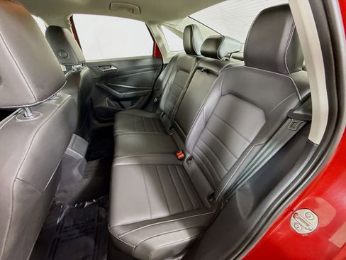 Certified 2022 Volkswagen Jetta SE FWD image 20