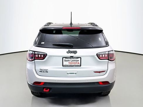 Used 2024 Jeep Compass Trailhawk image 6