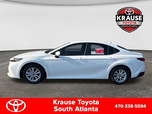 New 2026 Toyota Camry LE w/ Convenience Package FWD image 4
