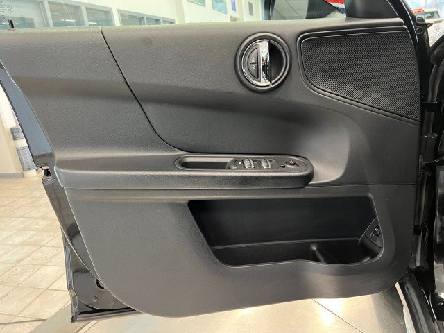 Used 2019 MINI Cooper Countryman FWD image 12