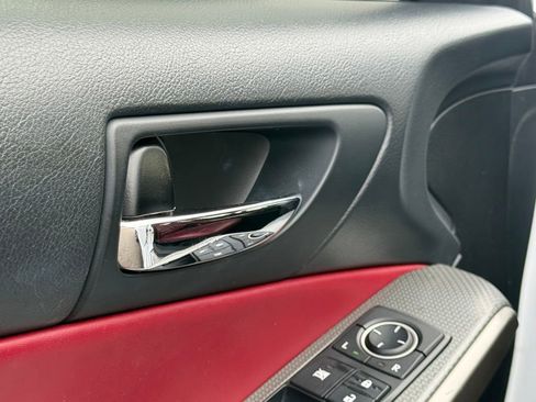 Used 2016 Lexus IS 200t image 58