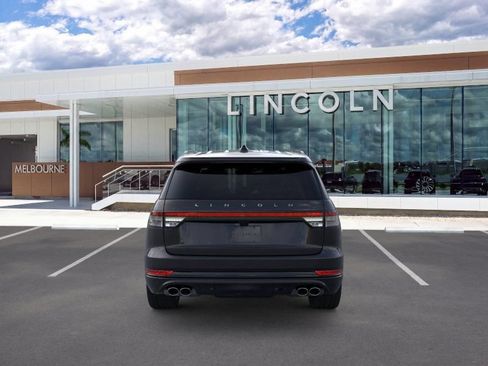 New 2026 Lincoln Aviator Reserve AWD/4WD image 13