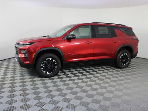 New 2026 Chevrolet Traverse Z71 w/ Enhanced Driving Package AWD/4WD image 2