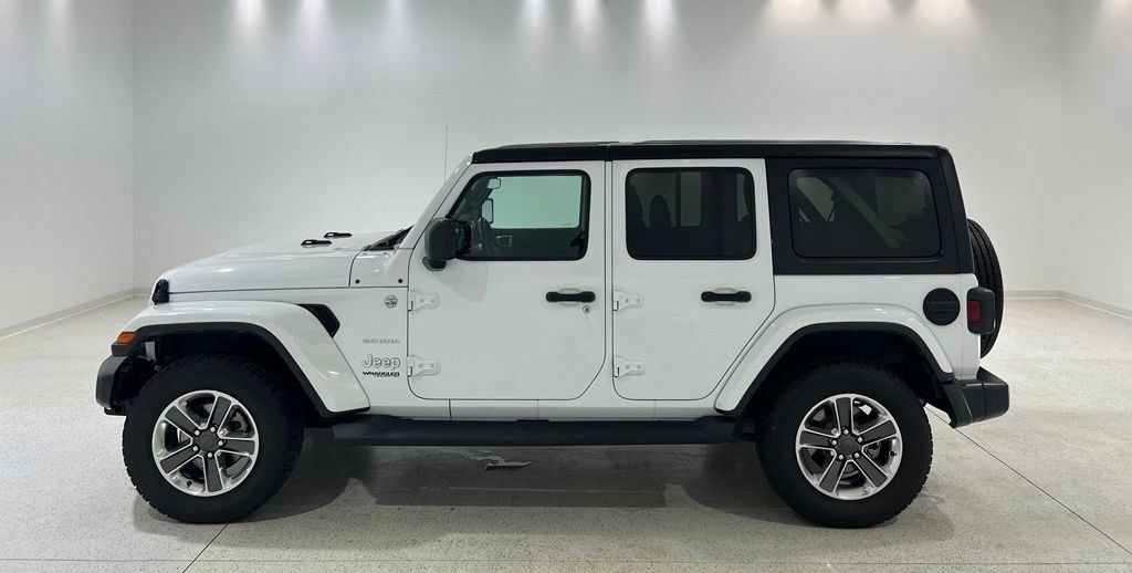 Used 2020 Jeep Wrangler Unlimited Sahara AWD/4WD image 2