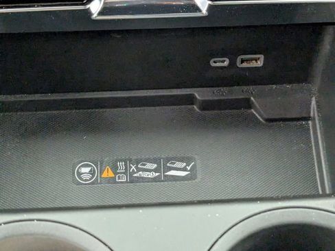 Certified 2025 GMC Yukon Denali image 22