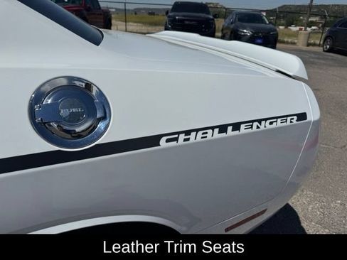 Used 2017 Dodge Challenger GT w/ Driver Convenience Group AWD/4WD image 21