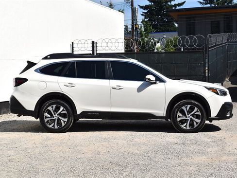 Used 2022 Subaru Outback Limited XT w/ Popular Package #2 AWD/4WD image 6
