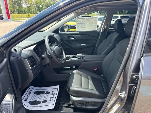 New 2026 Nissan Rogue Dark Armor AWD/4WD image 9