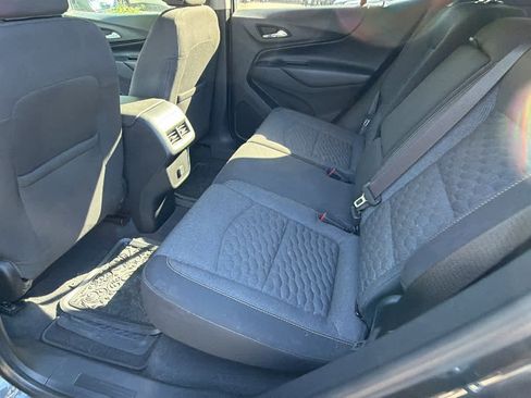 Used 2018 Chevrolet Equinox LT w/ LPO, Hit The Road Package FWD image 17