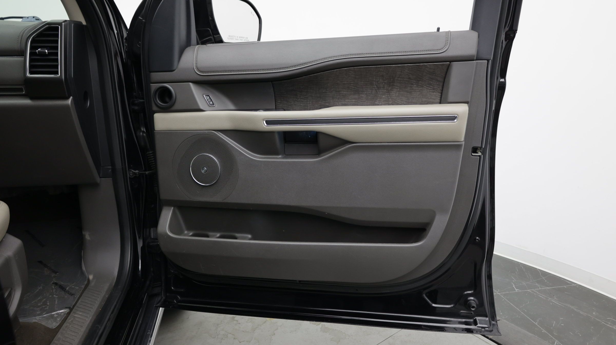 Used 2021 Ford Expedition Max Limited RWD image 43