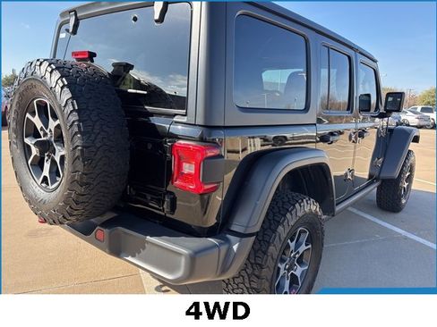 Used 2019 Jeep Wrangler Unlimited Rubicon w/ LED Lighting Group image 3