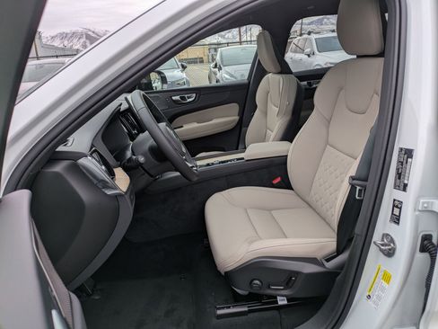 New 2026 Volvo XC60 B5 Plus w/ Climate Package image 15