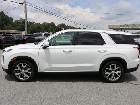 Used 2022 Hyundai Palisade SEL w/ 8P Bench Seat Package FWD image 2