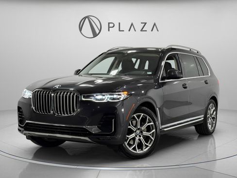 Used 2022 BMW X7 xDrive40i image 1