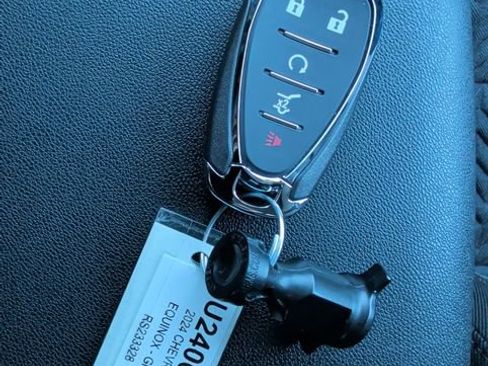 Certified 2024 Chevrolet Equinox LT FWD image 26