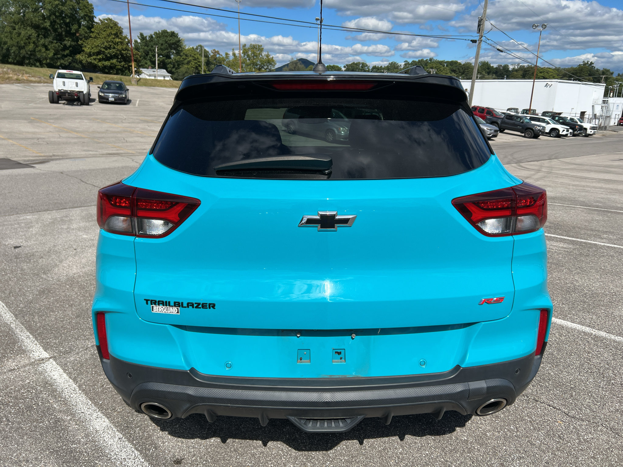 Used 2021 Chevrolet TrailBlazer RS w/ Technology Package FWD image 4