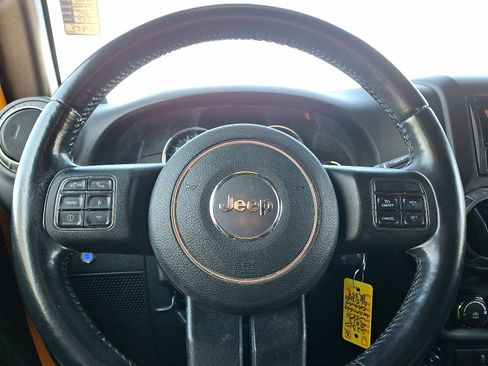 Used 2013 Jeep Wrangler Unlimited Sport image 19