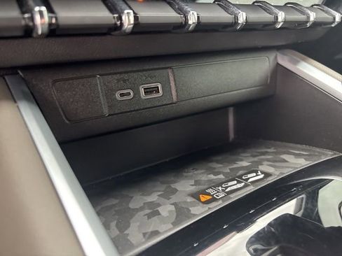 Used 2023 Chevrolet Colorado ZR2 w/ ZR2 Convenience Package III image 28