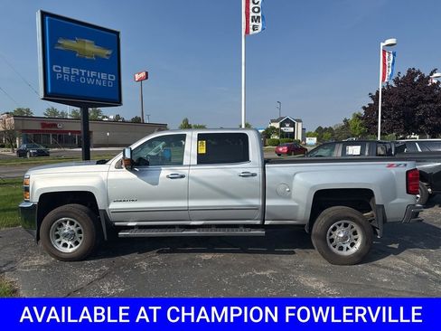 Used 2015 Chevrolet Silverado 2500 LTZ w/ Duramax Plus Package AWD/4WD image 6