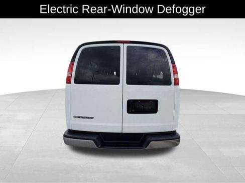 Used 2025 Chevrolet Express 3500 LS RWD image 6