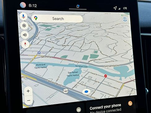 New 2026 Volvo XC60 B5 Plus w/ Climate Package image 21
