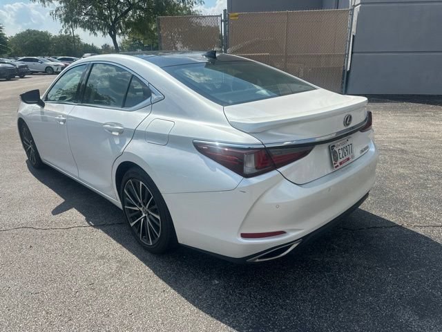 Certified 2024 Lexus ES 350 w/ Premium Package FWD image 5
