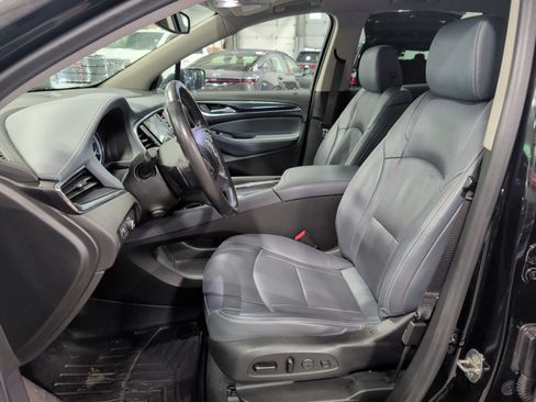 Used 2020 Buick Enclave Premium w/ Sun and Sites Package AWD/4WD image 7