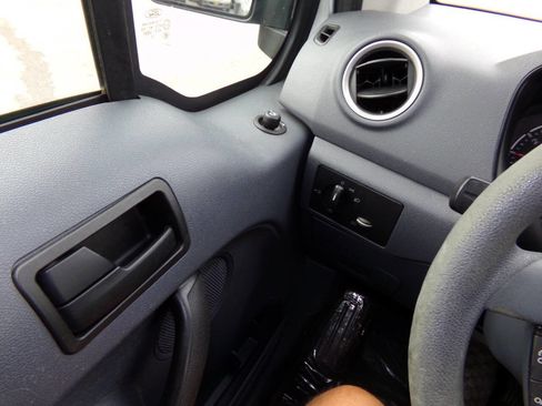 Used 2012 Ford Transit Connect XLT image 51