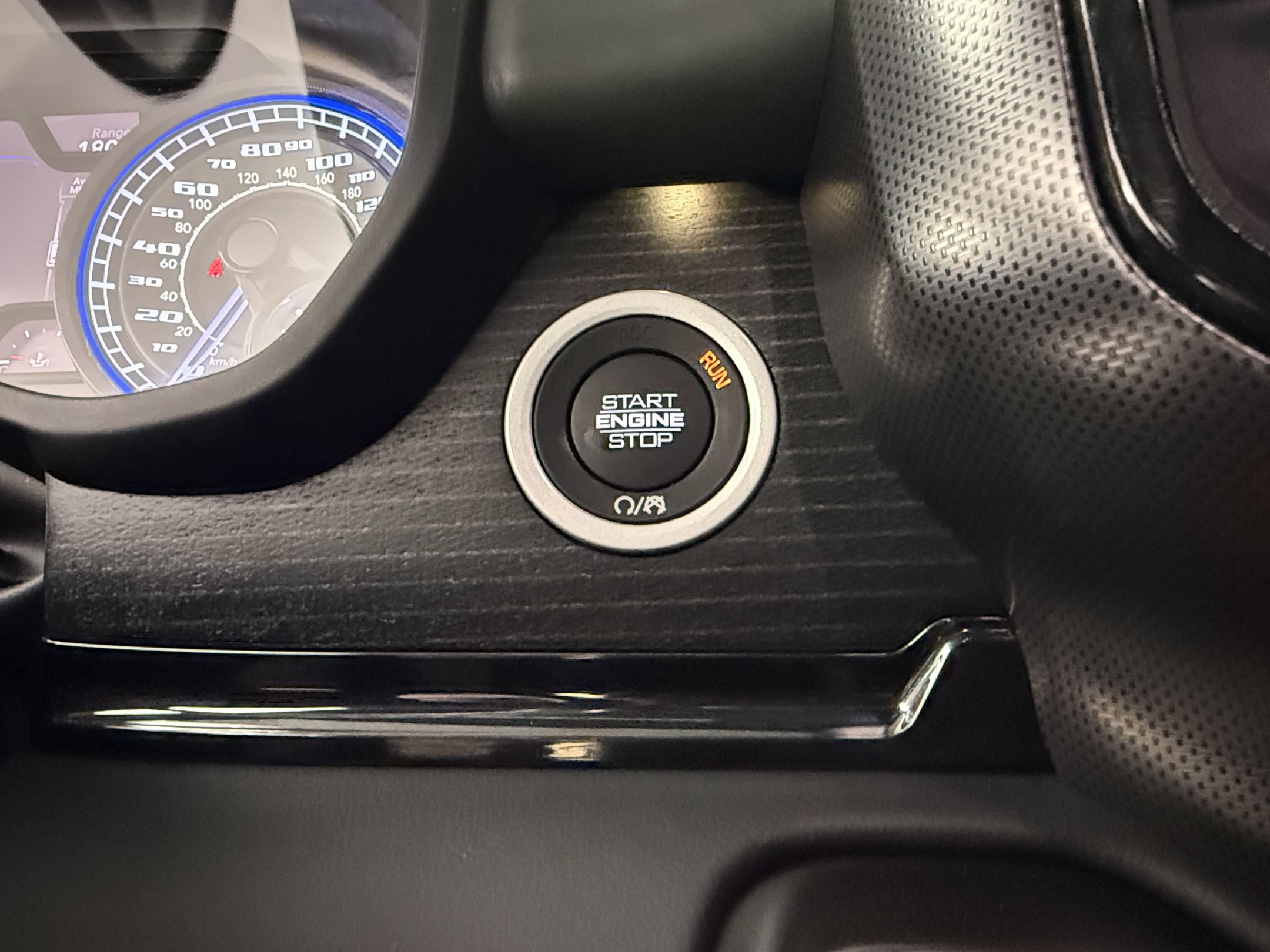 Used 2022 RAM 1500 Limited w/ Night Edition AWD/4WD image 17