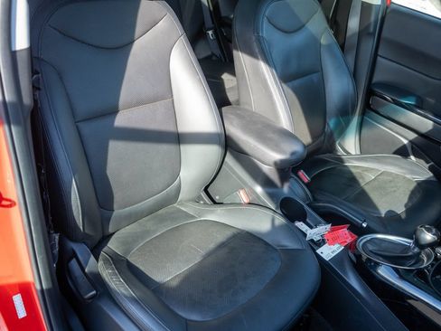 Used 2016 Kia Soul ! w/ Premium Package FWD image 9